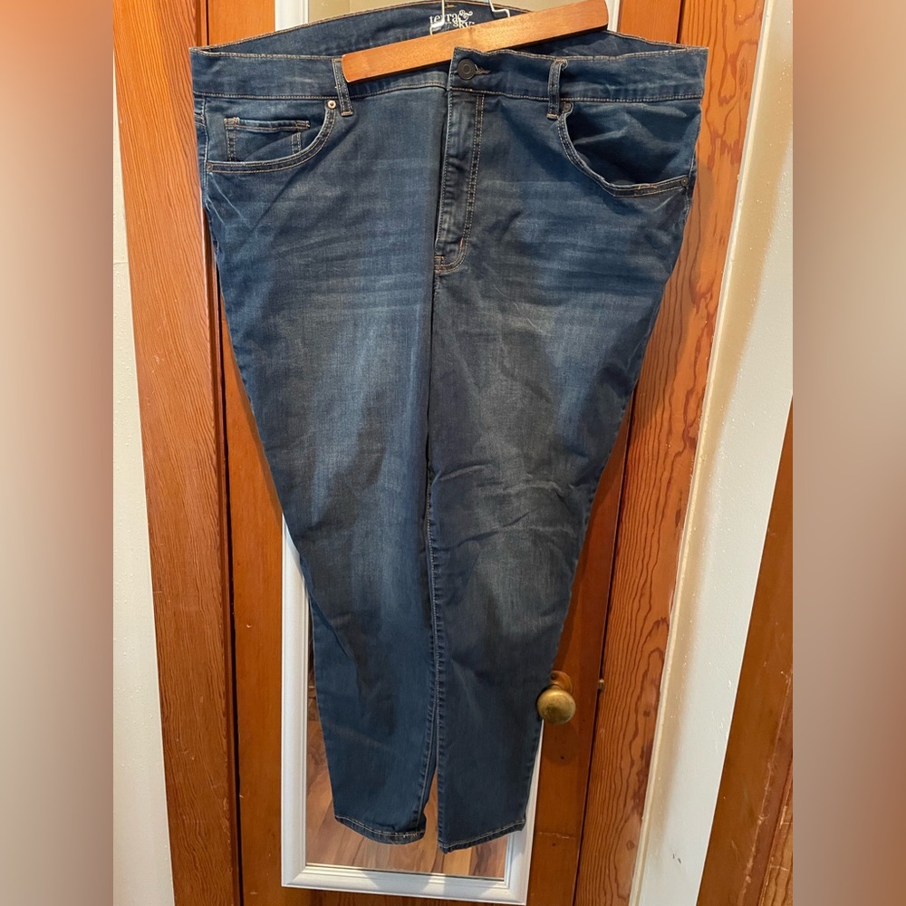 Terra & Sky Women's Dark Blue Skinny Jeans